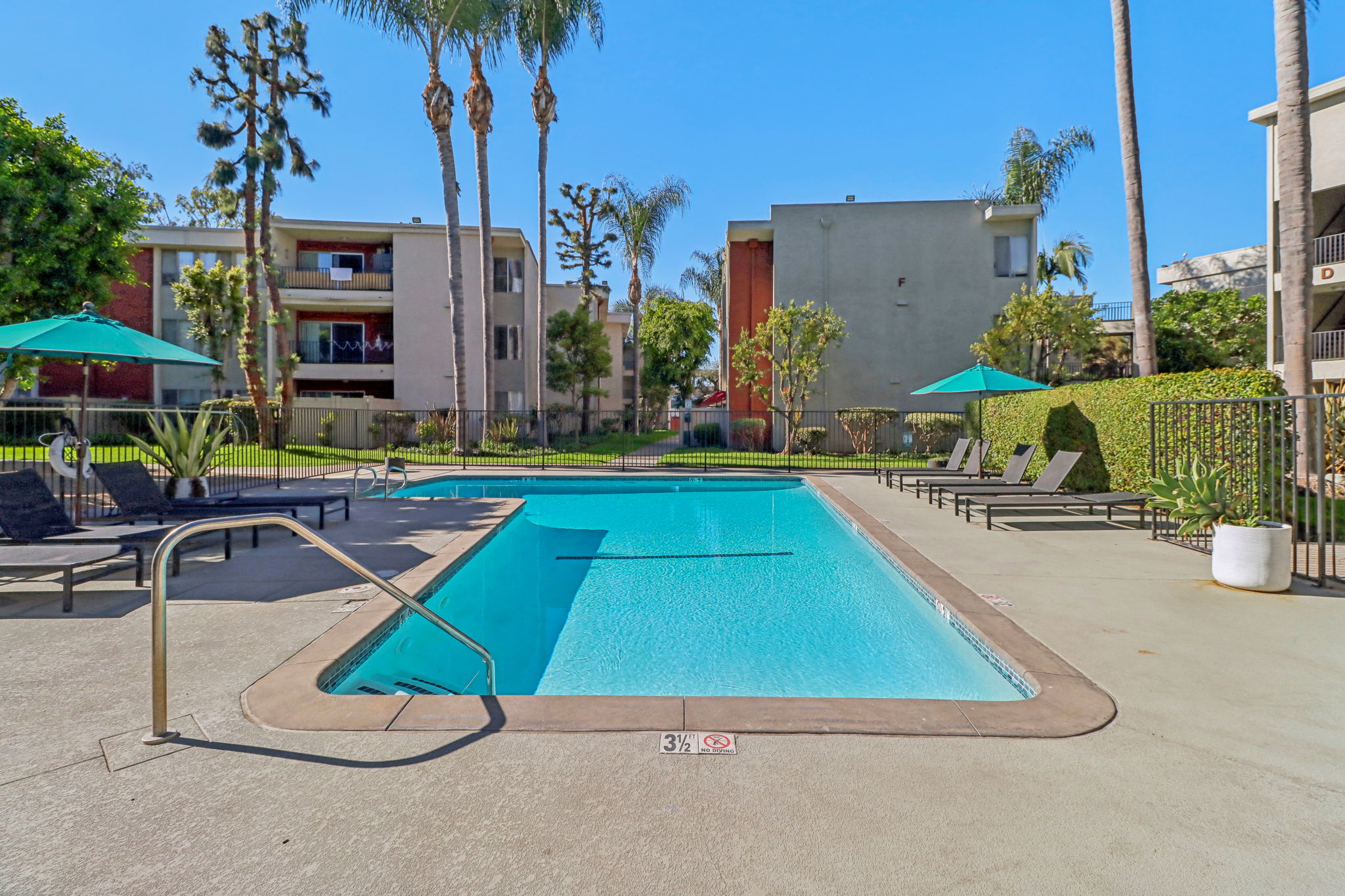 Park Regency Club Image 1